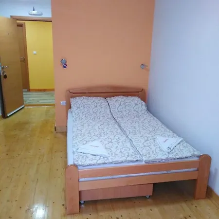 Apartmani,kucice Drina-bok Vendégház *