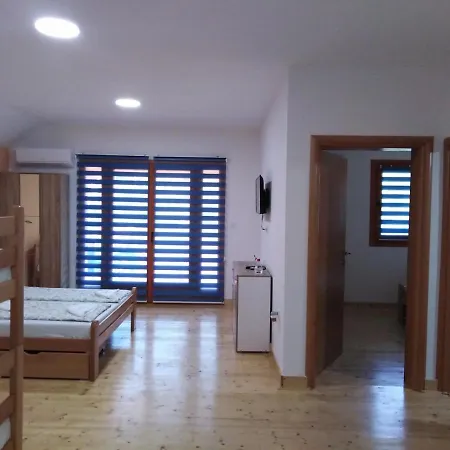 Apartmani,kucice Drina-bok Vendégház