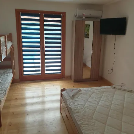 Apartmani,kucice Drina-bok 招待所 *